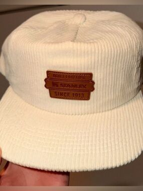 NWT- unisex one size 
Stanley Cream Corduroy Cap – Built for Life construction